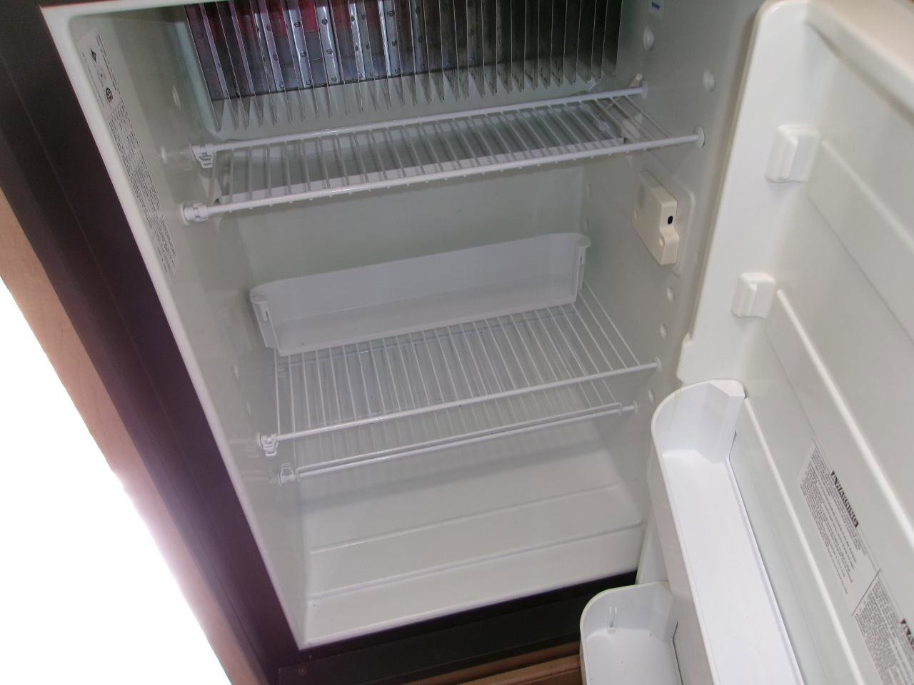 Used 2019 Chevrolet Express 4500 w/ RV Package RWD image 24