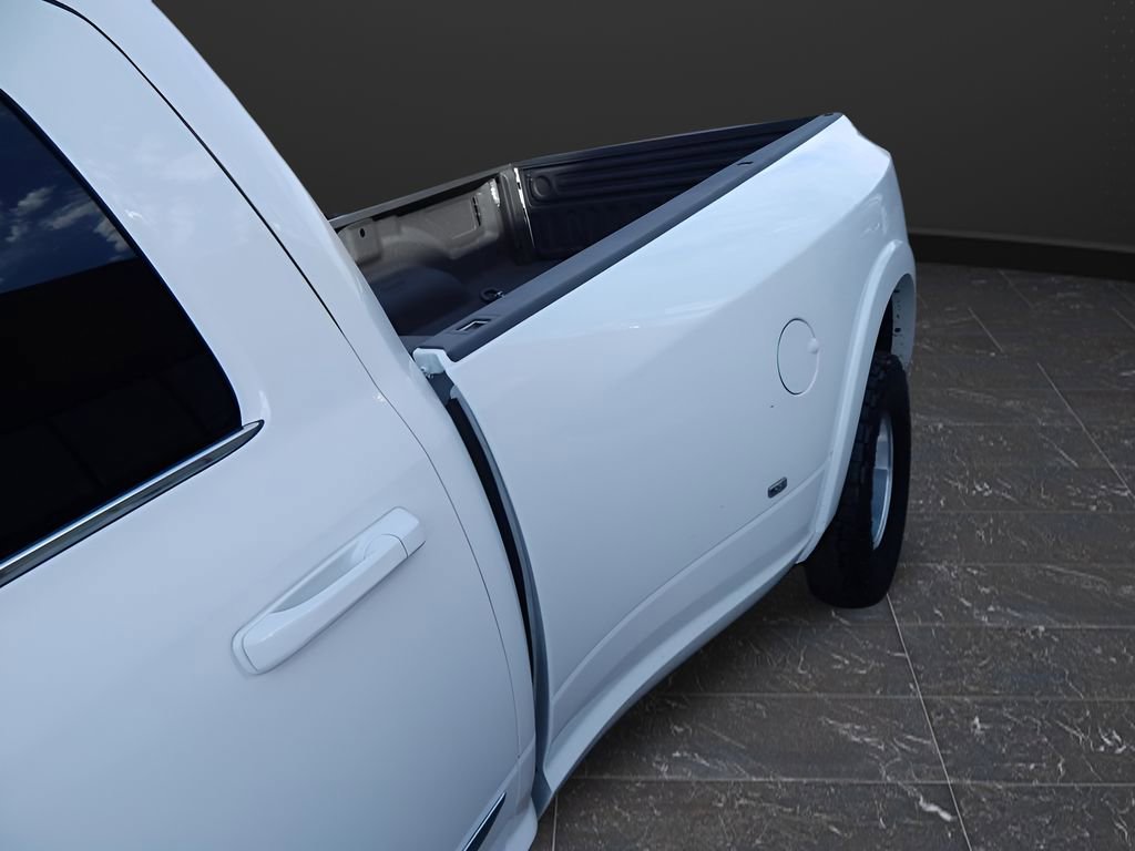 Used 2025 RAM 3500 Limited image 41