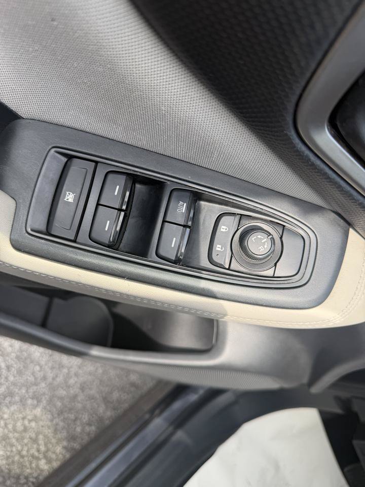 Used 2024 Subaru Forester AWD/4WD image 17