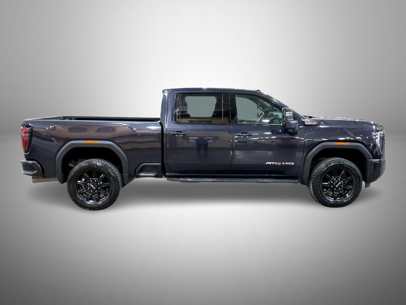 Certified 2024 GMC Sierra 2500 AT4 w/ Technology Package image 4