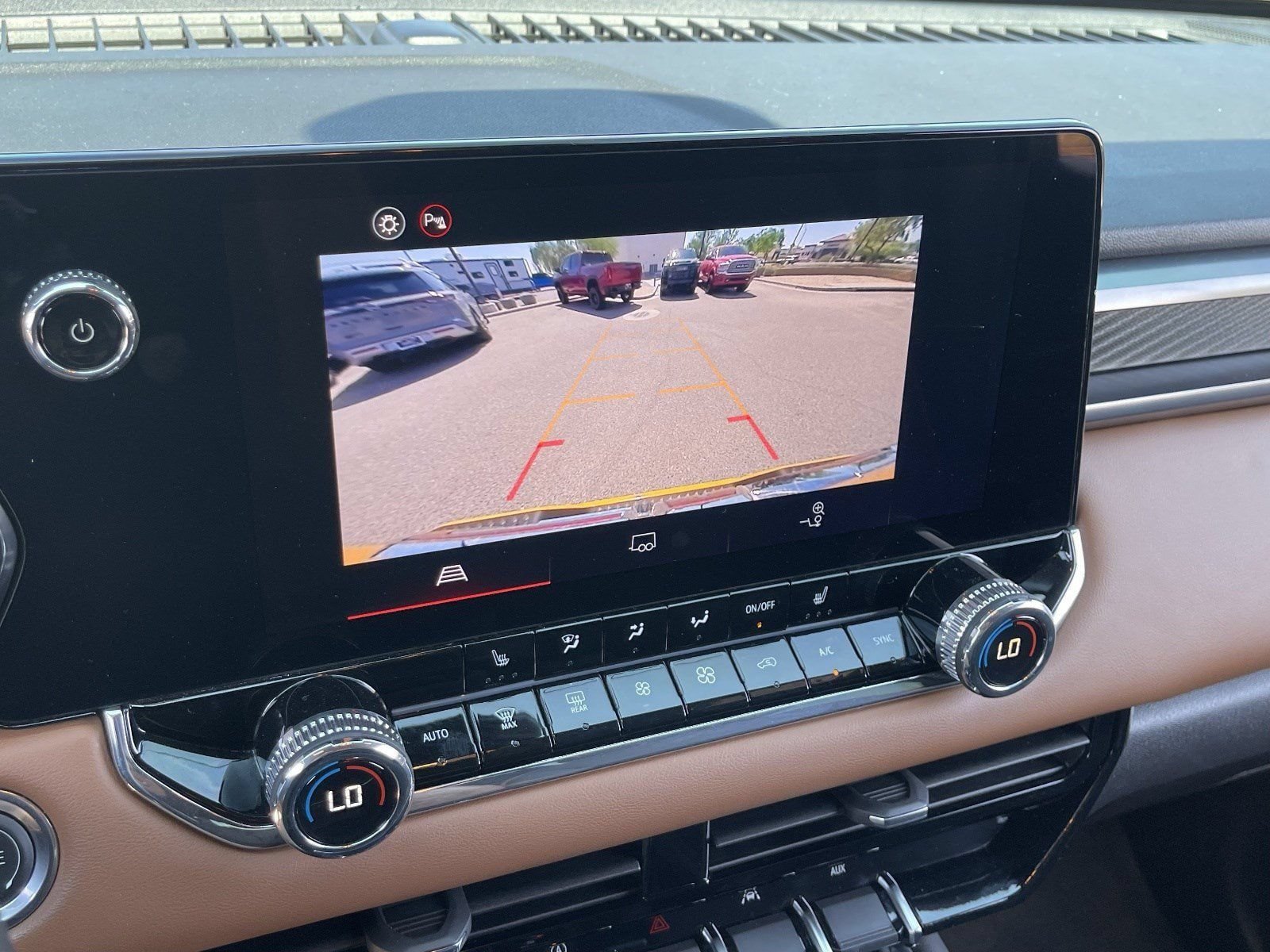 Certified 2025 GMC Canyon AT4 AWD/4WD image 31