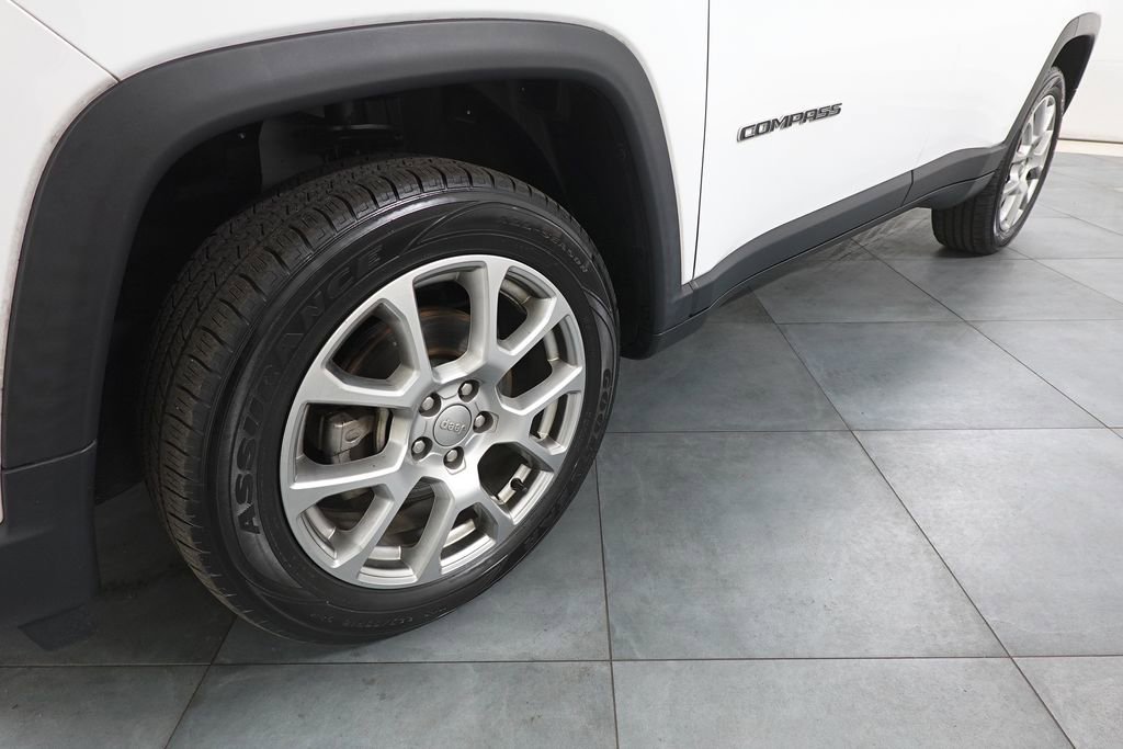 Used 2022 Jeep Compass Latitude w/ Sun and Sound Group image 31