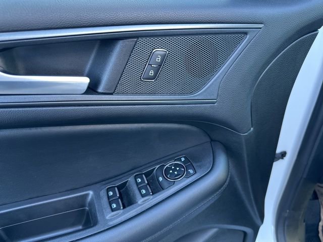 Used 2024 Ford Edge SE image 13