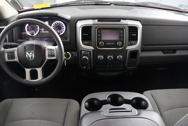 Used 2022 RAM 1500 Classic SLT image 2