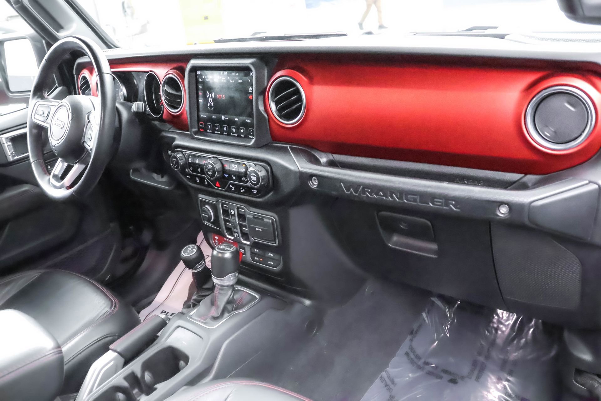 Used 2019 Jeep Wrangler Unlimited Rubicon w/ Dual Top Group image 33