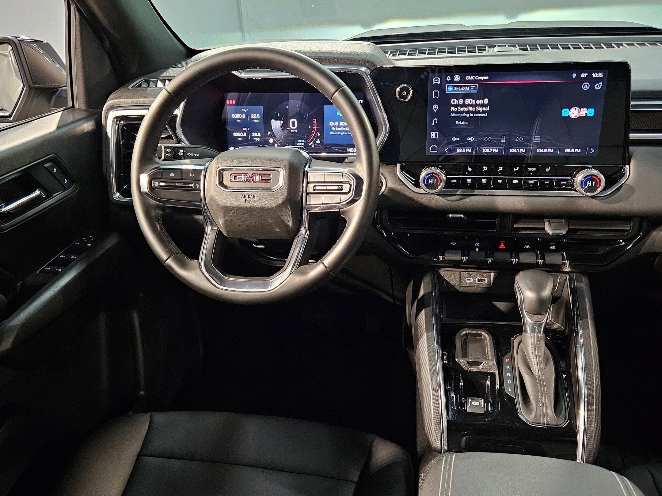 Used 2024 GMC Canyon Elevation w/ Elevation Premium Package image 9