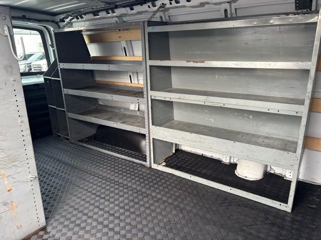 Certified 2022 GMC Savana 2500 w/ Driver Convenience Package image 21