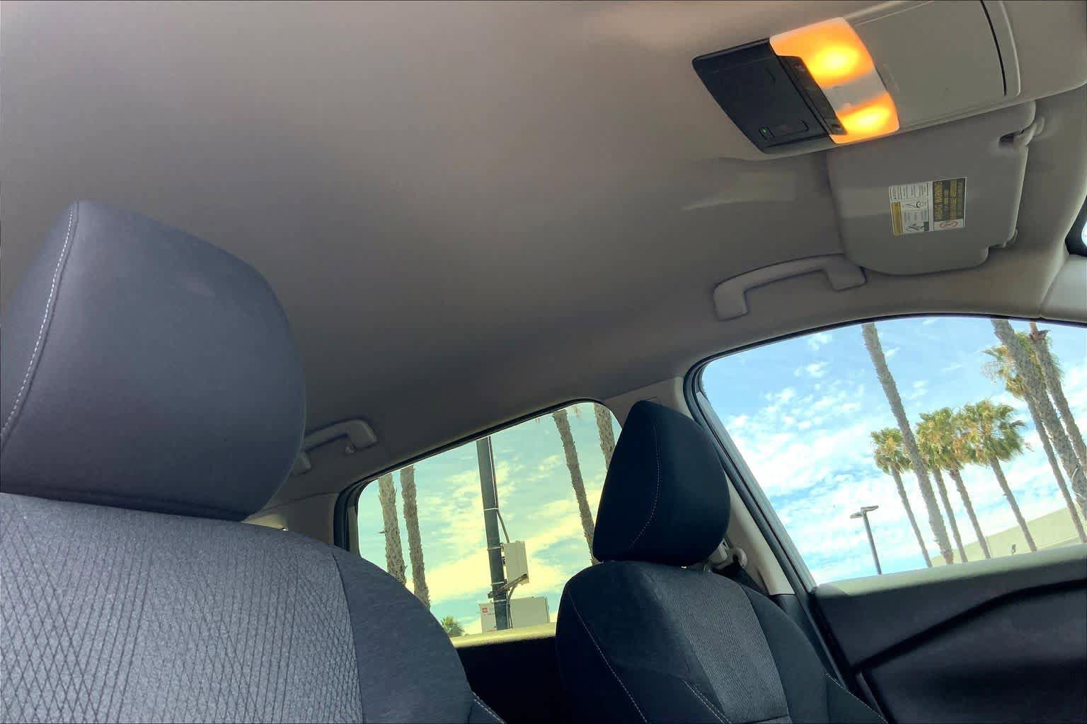 Used 2025 Nissan Rogue SV image 12