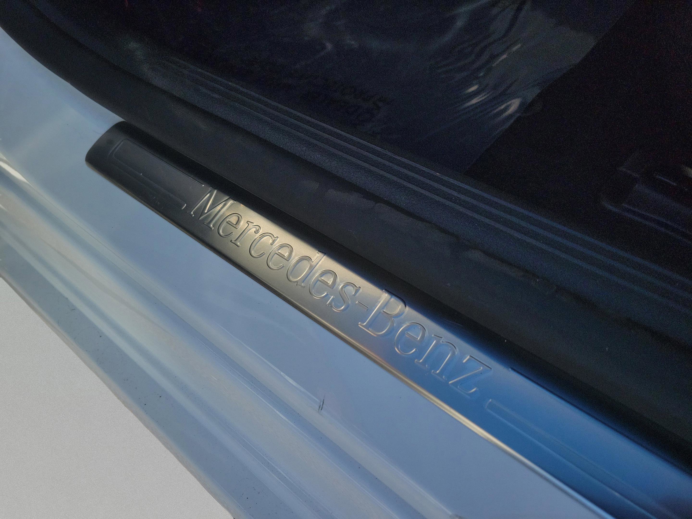 Certified 2025 Mercedes-Benz C 300 Sedan image 17