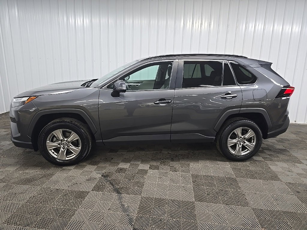 Used 2023 Toyota RAV4 XLE image 5