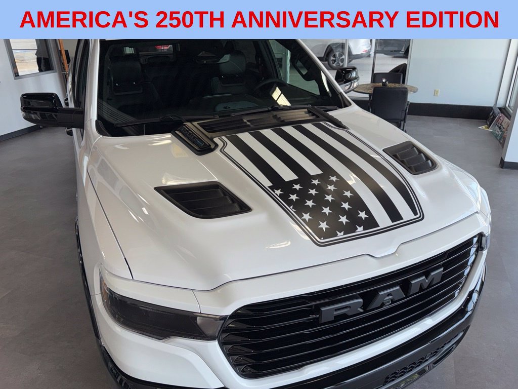 New 2026 RAM 1500 Laramie AWD/4WD image 12