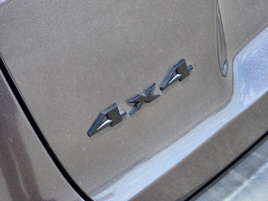 Used 2023 Jeep Cherokee Altitude Lux AWD/4WD image 10