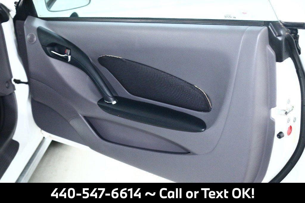 Used 2001 Toyota Celica GT image 29