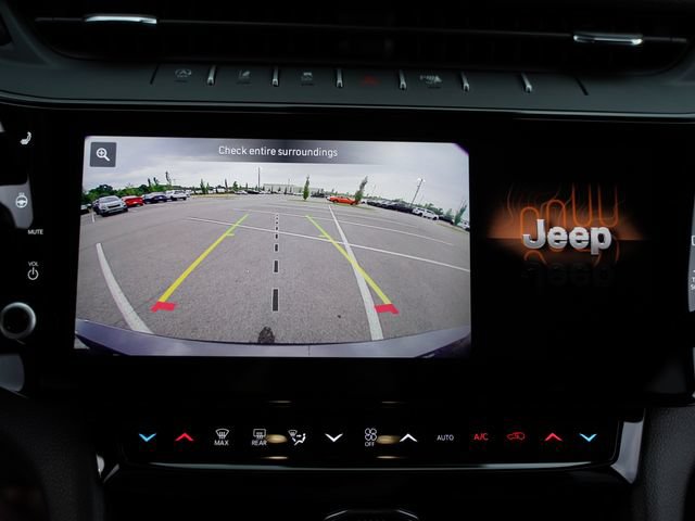 New 2026 Jeep Grand Cherokee L Limited w/ Limited Altitude Package AWD/4WD image 31