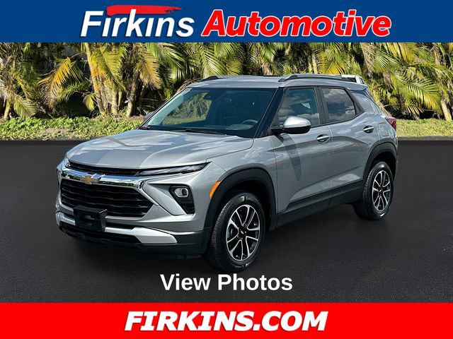Used 2025 Chevrolet TrailBlazer LT AWD/4WD image 1
