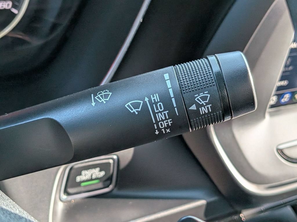 Used 2020 Chevrolet Camaro LT RWD image 21