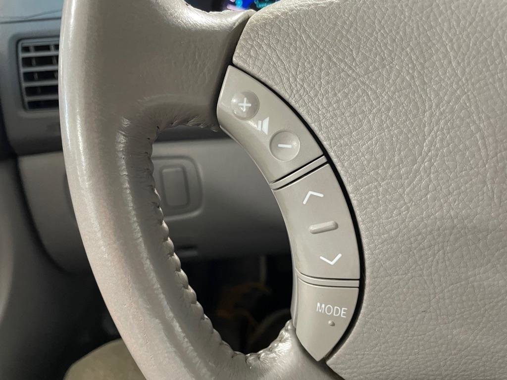 Used 2008 Toyota Sienna XLE image 30