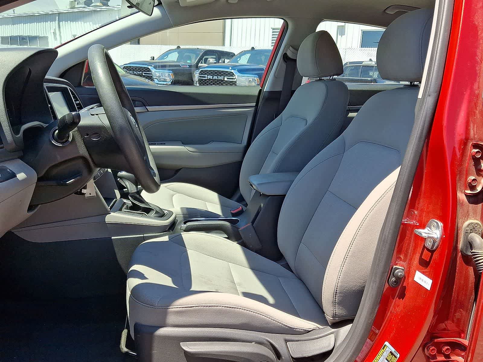 Used 2018 Hyundai Elantra SEL FWD image 23