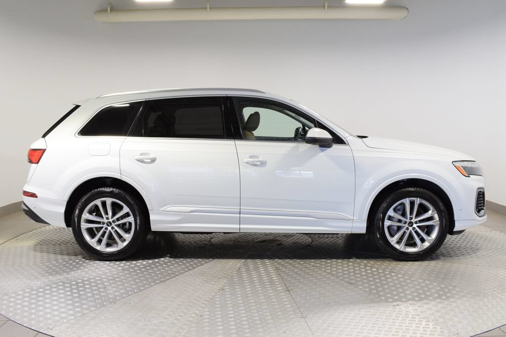 Used 2025 Audi Q7 2.0T Premium Plus AWD/4WD image 8