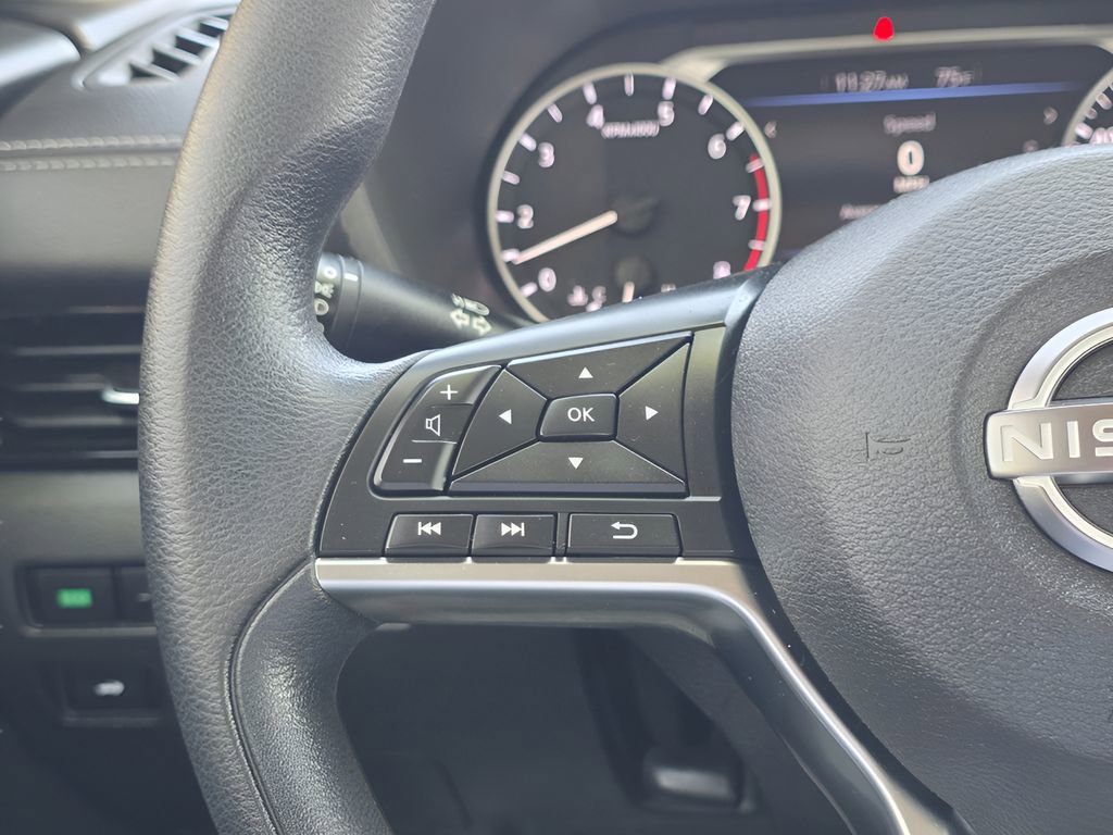Used 2024 Nissan Sentra SV image 18
