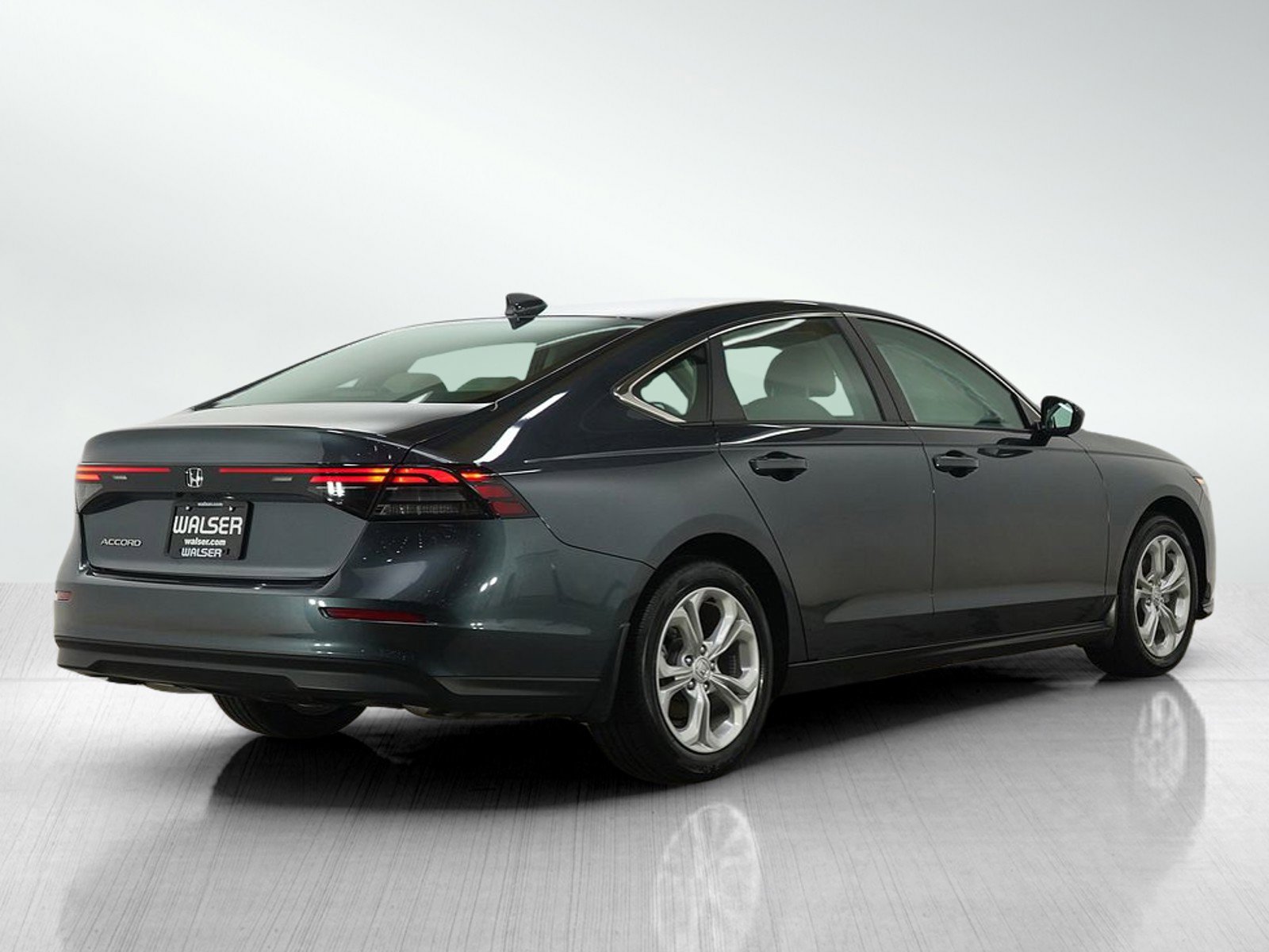 Used 2023 Honda Accord LX image 5