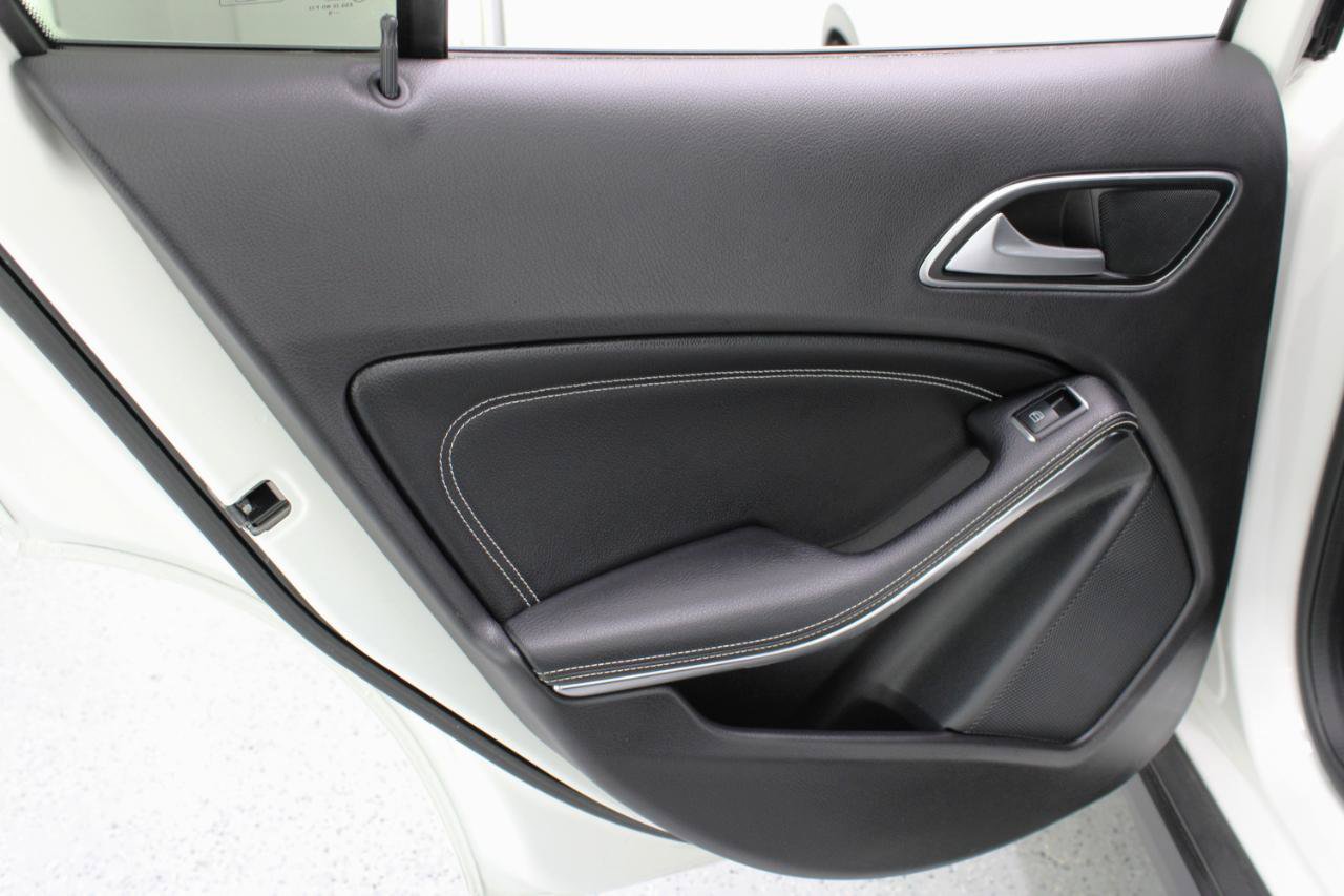 Used 2020 Mercedes-Benz GLA 250 w/ Convenience Package image 42