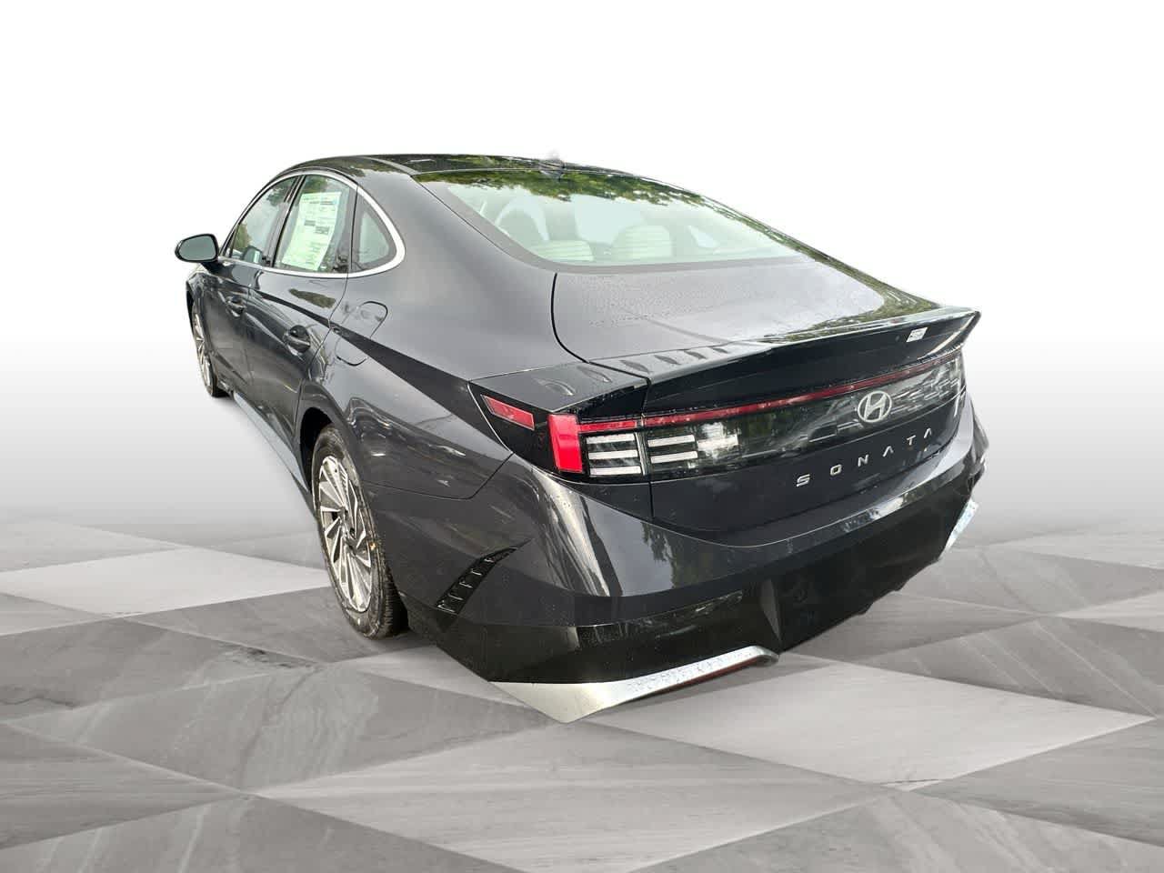 New 2025 Hyundai Sonata SEL FWD image 6