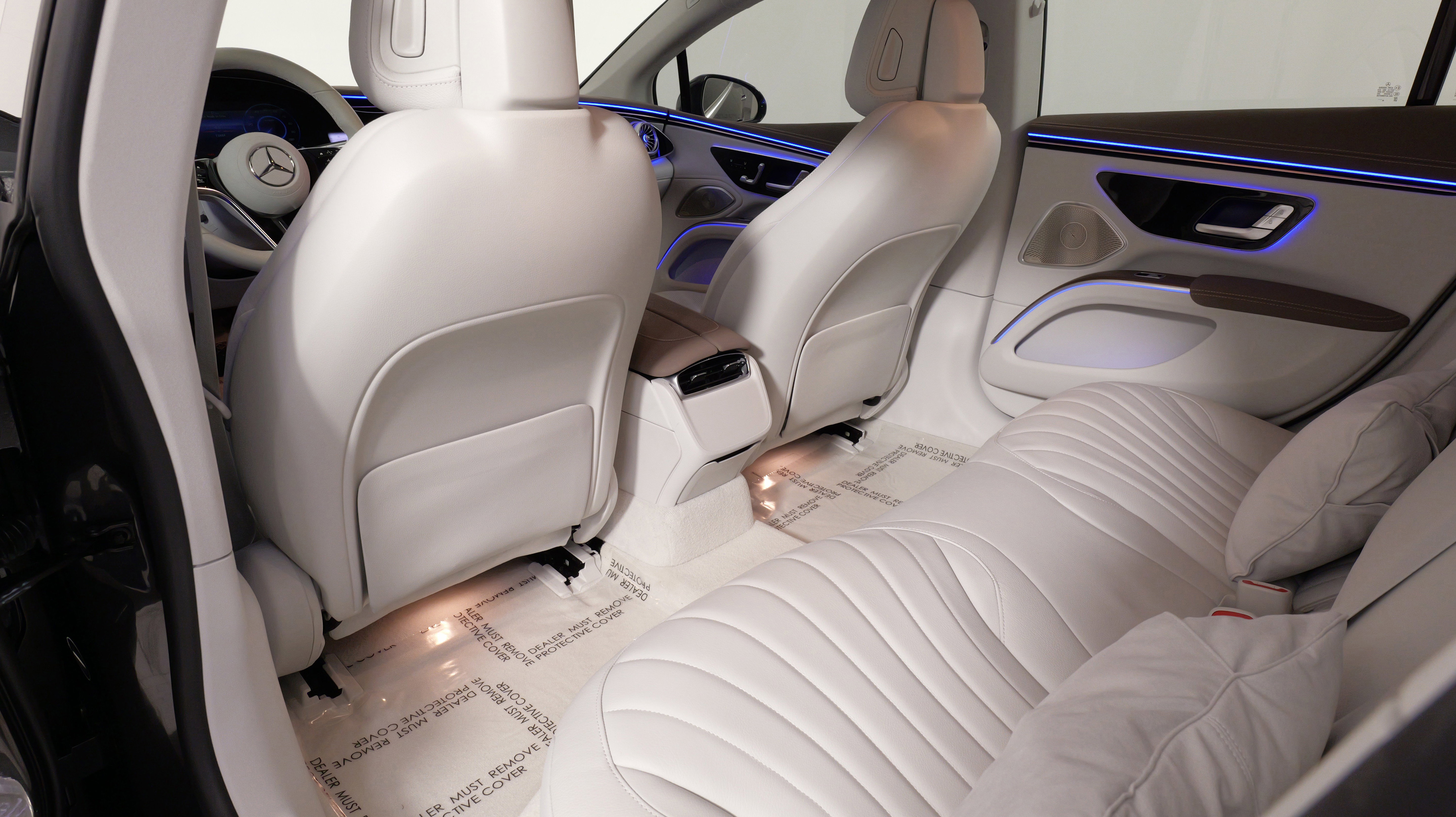 Used 2023 Mercedes-Benz EQS 580 4MATIC Sedan image 36