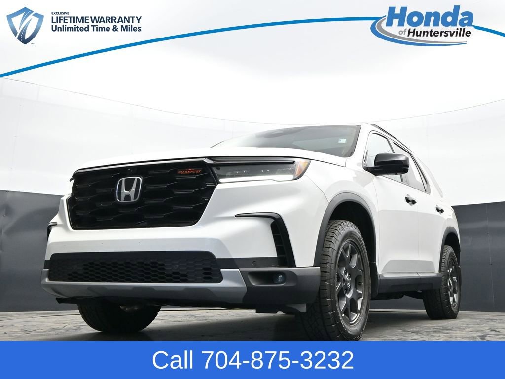 Used 2024 Honda Pilot TrailSport image 44