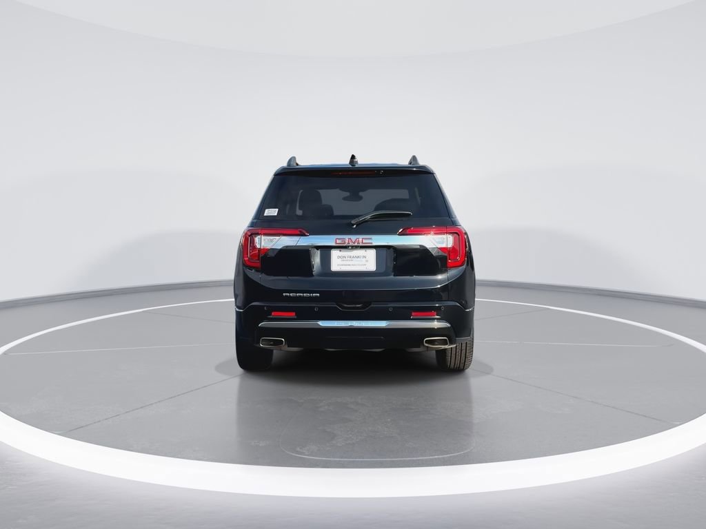 Used 2023 GMC Acadia Denali w/ Black Diamond Edition image 7