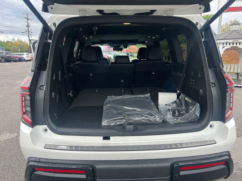New 2025 Nissan Armada PRO-4X w/ Pro-4X Premium Package image 24