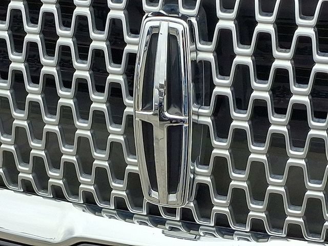 Used 2019 Lincoln MKZ Premiere FWD image 29
