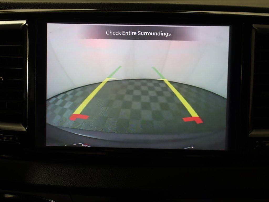 Used 2022 Chrysler Pacifica Touring-L image 44