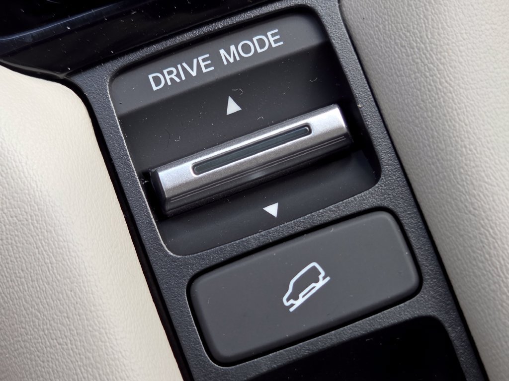 New 2027 Honda HR-V LX image 9