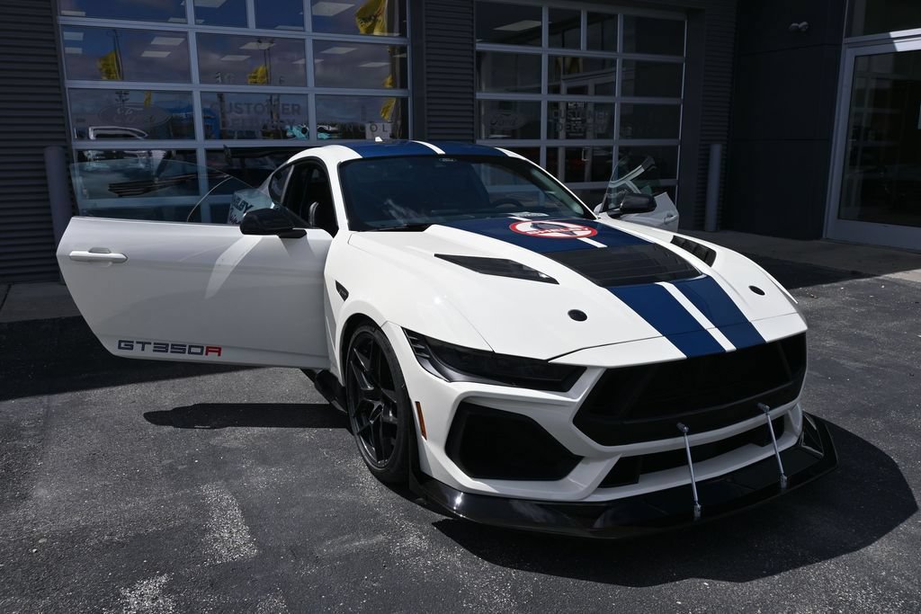 New 2025 Ford Mustang GT Premium w/ 60th Anniversary Package RWD image 24