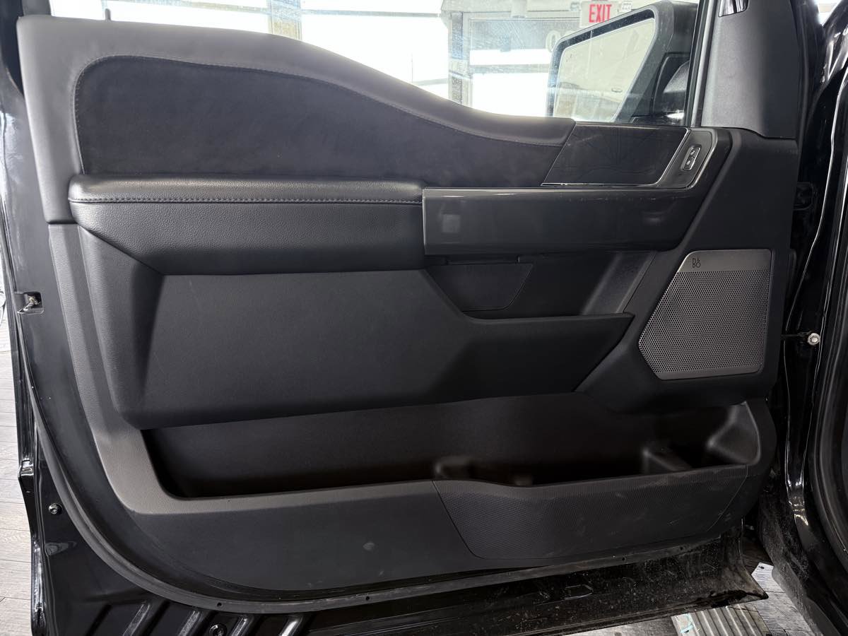 Used 2025 Ford F150 Platinum w/ FX4 Off-Road Package image 27