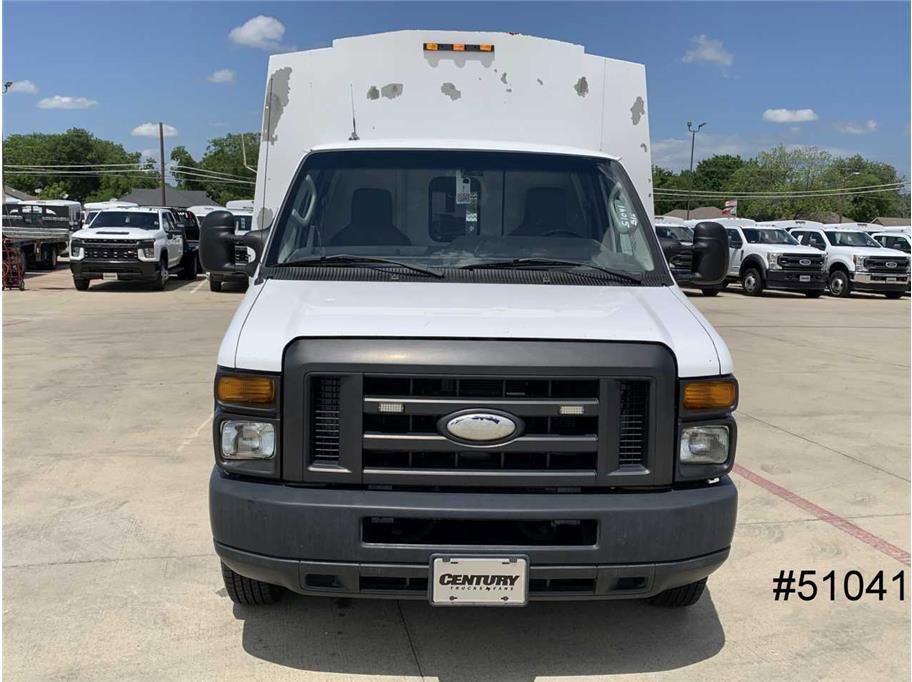 Used 2015 Ford E-450 and Econoline 450 Super Duty w/ Power Windows & Locks Group image 12