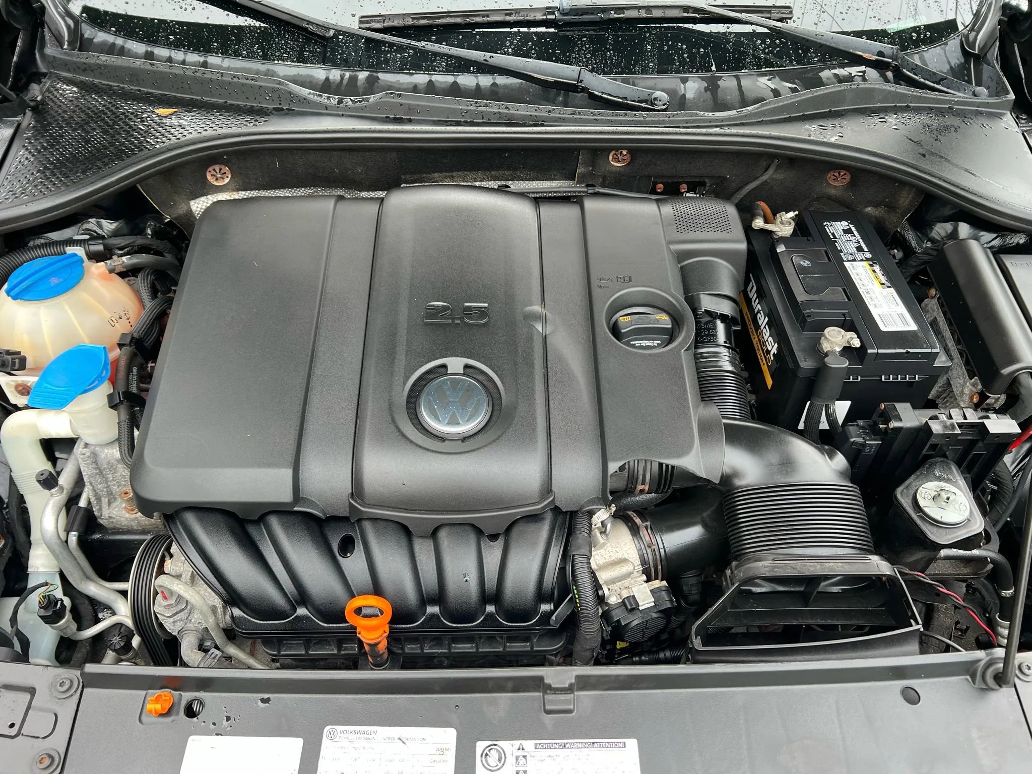 Used 2013 Volkswagen Passat 2.5 SEL Premium image 27