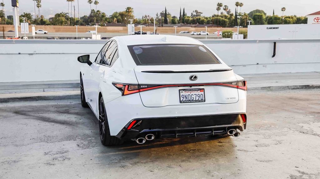 Used 2024 Lexus IS 500 RWD image 7