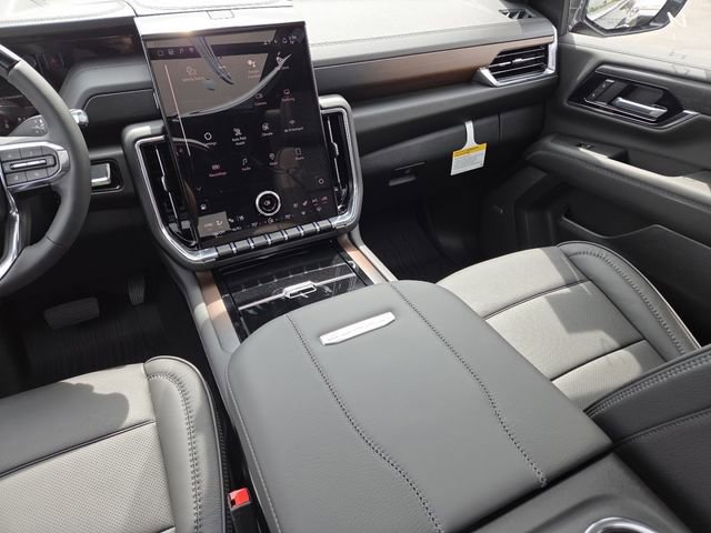New 2026 GMC Yukon Denali w/ Denali Reserve Package AWD/4WD image 36