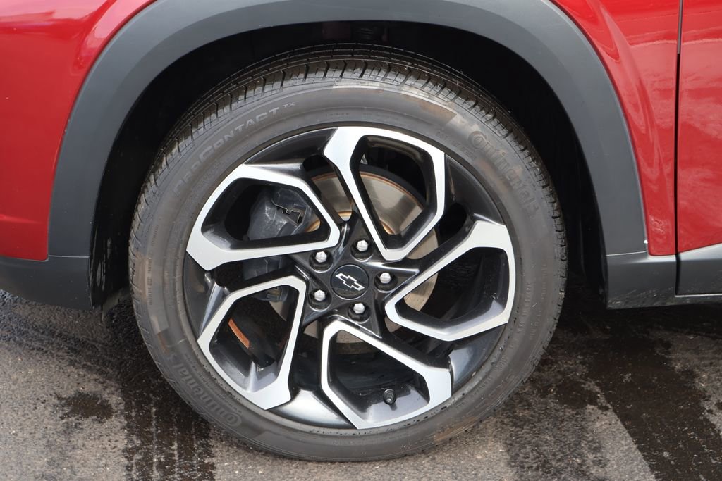 Certified 2024 Chevrolet Trax RS w/ Sunroof Package image 12