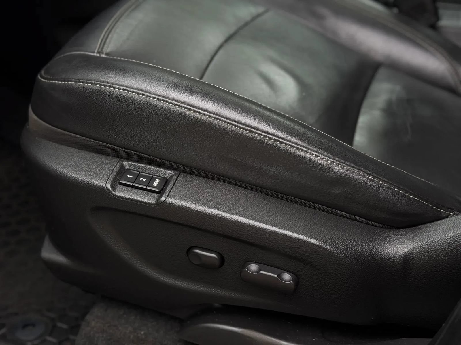 Used 2014 Buick Encore Leather AWD/4WD image 12
