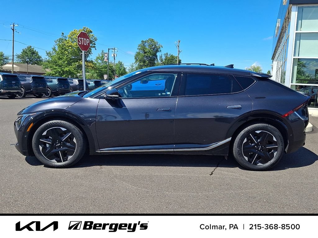 Certified 2025 Kia EV6 Wind AWD/4WD image 9