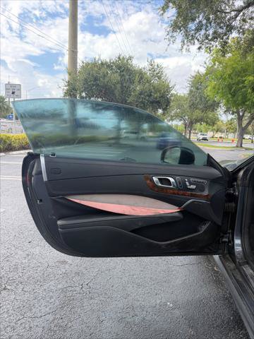 Used 2013 Mercedes-Benz SL 550 image 23