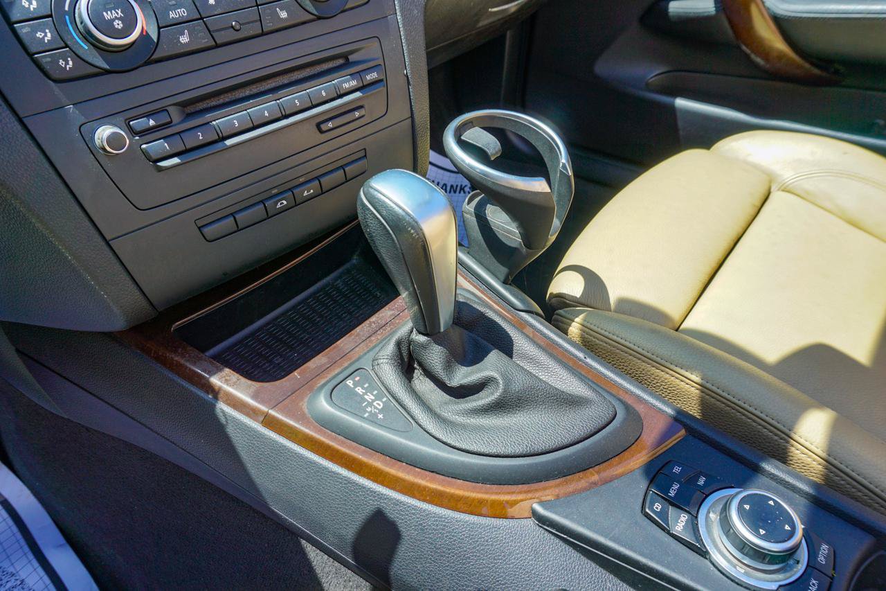 Used 2012 BMW 128i Convertible RWD image 27