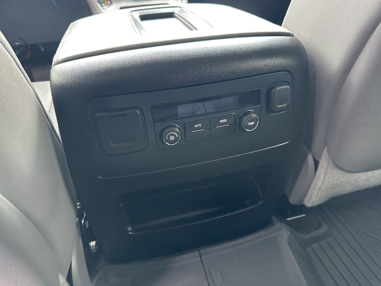 Used 2015 Chevrolet Tahoe LT w/ Max Trailering Package AWD/4WD image 18