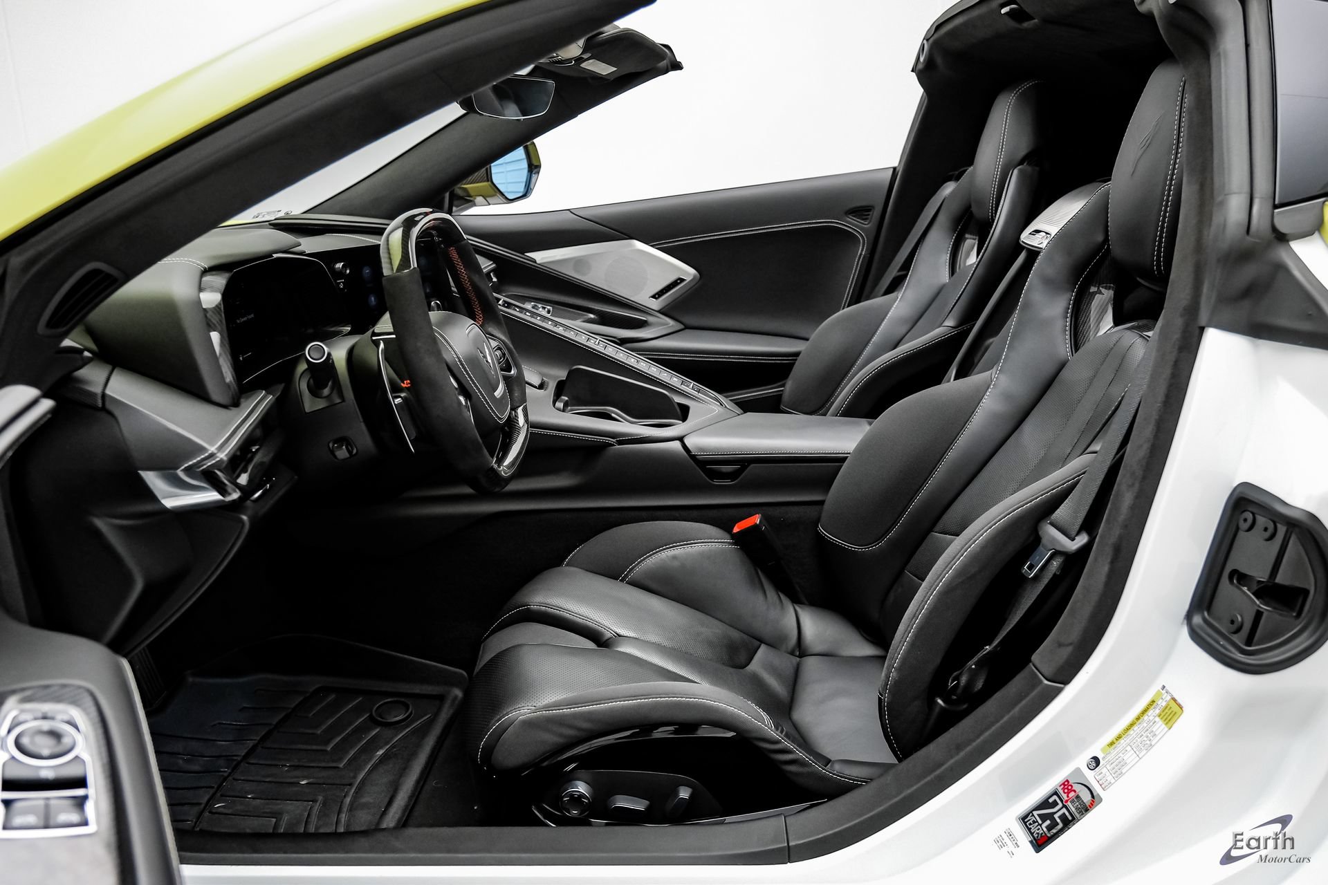 Used 2021 Chevrolet Corvette Stingray Premium Cpe w/ Z51 Performance Package RWD image 43