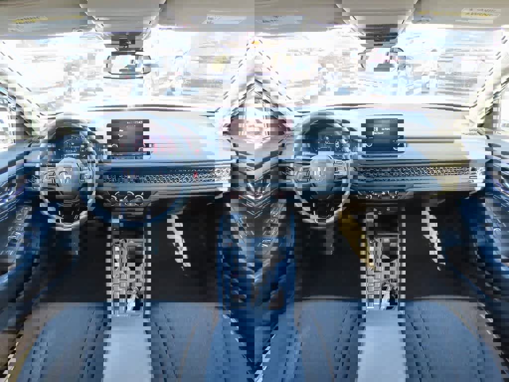 Certified 2023 Honda Accord LX image 16