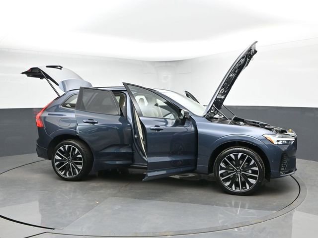 New 2026 Volvo XC60 B5 Ultra w/ Protection Package Premier AWD/4WD image 55