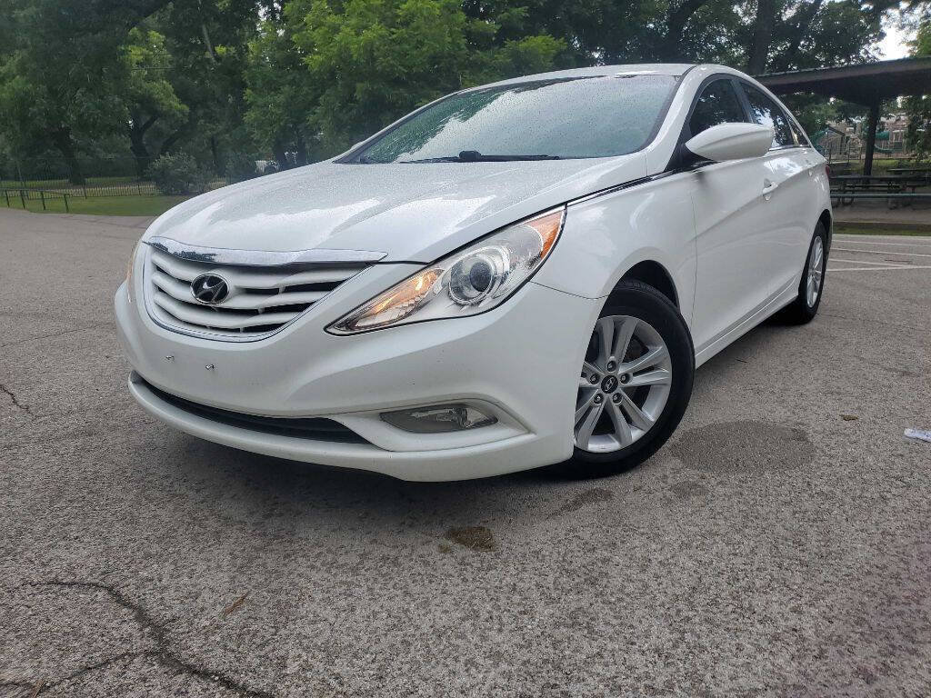 Used 2013 Hyundai Sonata GLS w/ Popular Equipment Pkg FWD image 1